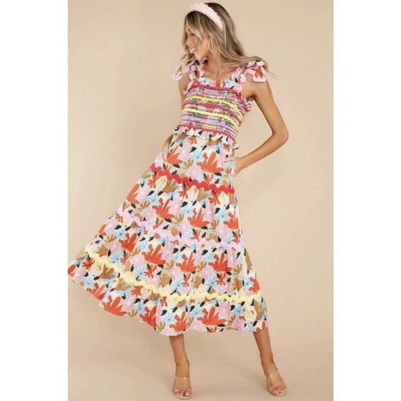 CeliaB Nilsa Smocked Floral Midi Dress Size Small - Picture 1 of 11